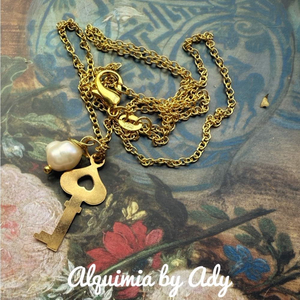 Vermeil gold 925 stamped pearl delicate  key pendant necklace